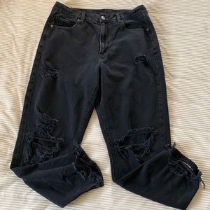 American Eagle distressed jeans!